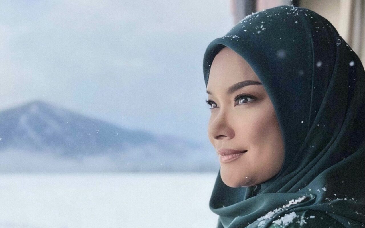 Nora Tak Jadi Bercerai, Tapi Ada Syaratnya