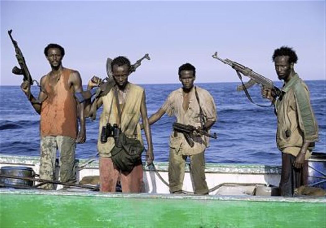 Bukan Sekadar Penyamun, Ini Perbezaan 'Ngeri' Lanun Asia & Afrika Yang Ramai Tak Tahu 4 Bukan Sekadar Penyamun, Ini Perbezaan 'Ngeri' Lanun Asia & Afrika Yang Ramai Tak Tahu