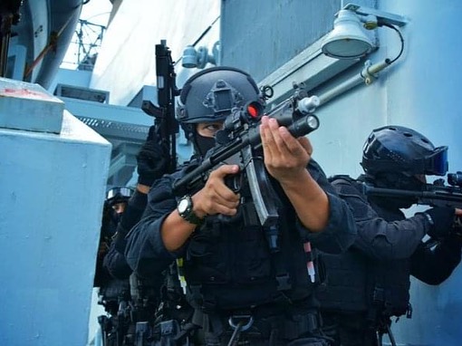 Bukan Sekadar Penyamun, Ini Perbezaan 'Ngeri' Lanun Asia & Afrika Yang Ramai Tak Tahu 7 Bukan Sekadar Penyamun, Ini Perbezaan 'Ngeri' Lanun Asia & Afrika Yang Ramai Tak Tahu