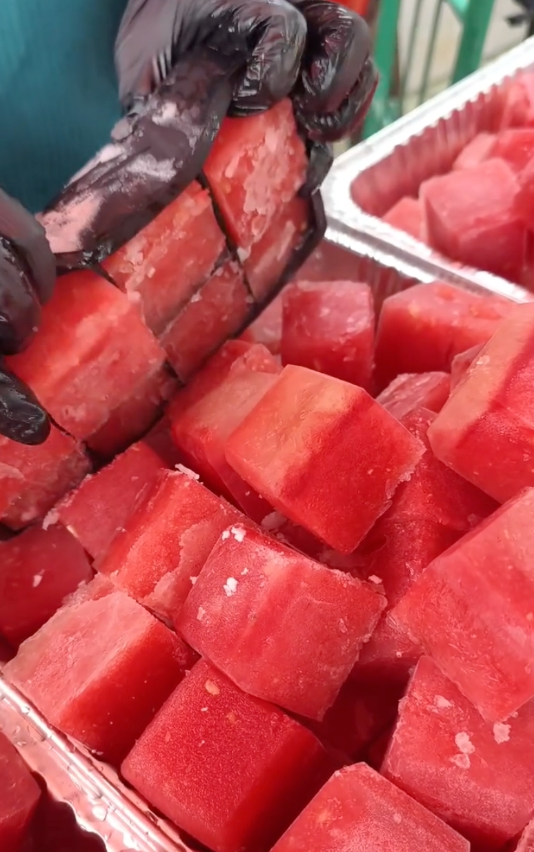 Ais Pun Dari Jus, Lelaki Ini Tekad Jual Air Tembikai Paling 'Pior' Selepas Kecewa Sering Tertipu