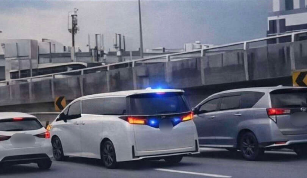 Isu MPV Tular Guna Siren: Sah Kenderaan Kementerian, Ada Kebenaran Rasmi