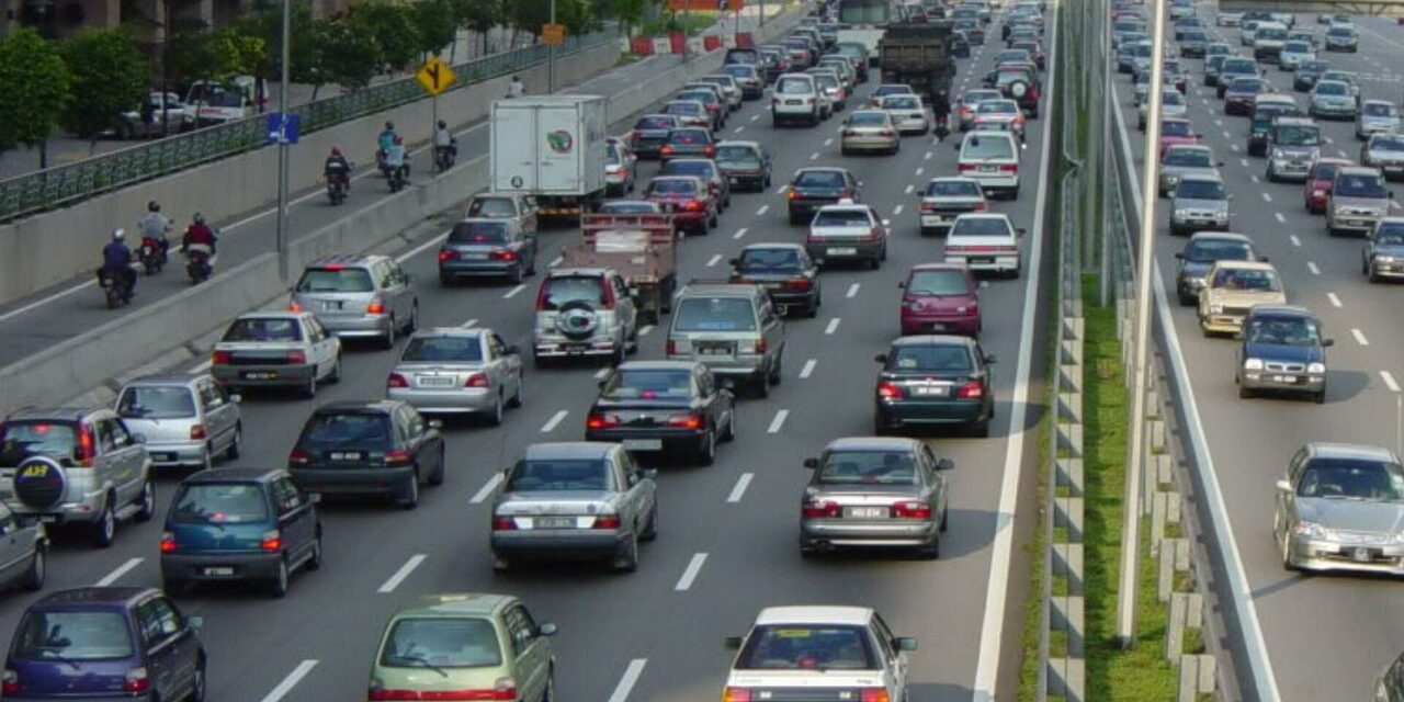 Kerajaan Belum Rancang Hadkan Jumlah Kereta Biarpun Kesesakan Menghimpit