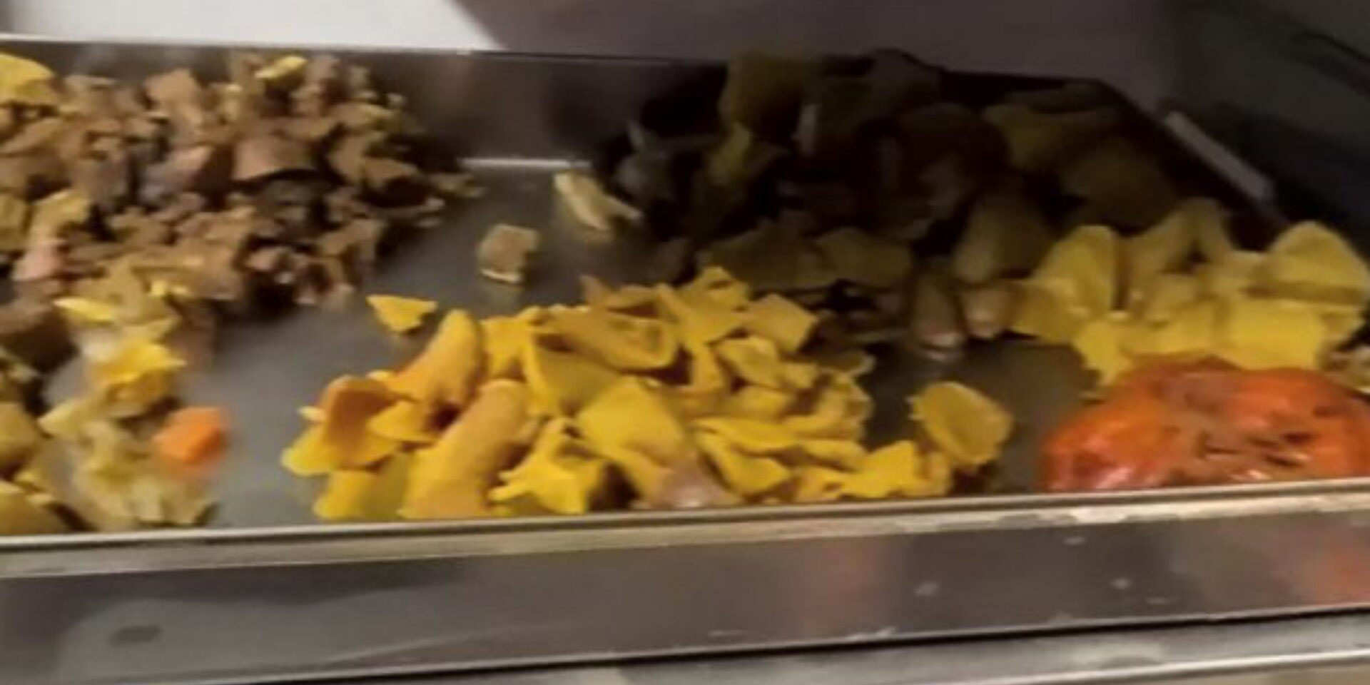 Cuci Baki Makanan Untuk Masak Semula, Kedai Nasi Kandar Diarah Tutup 14 Hari