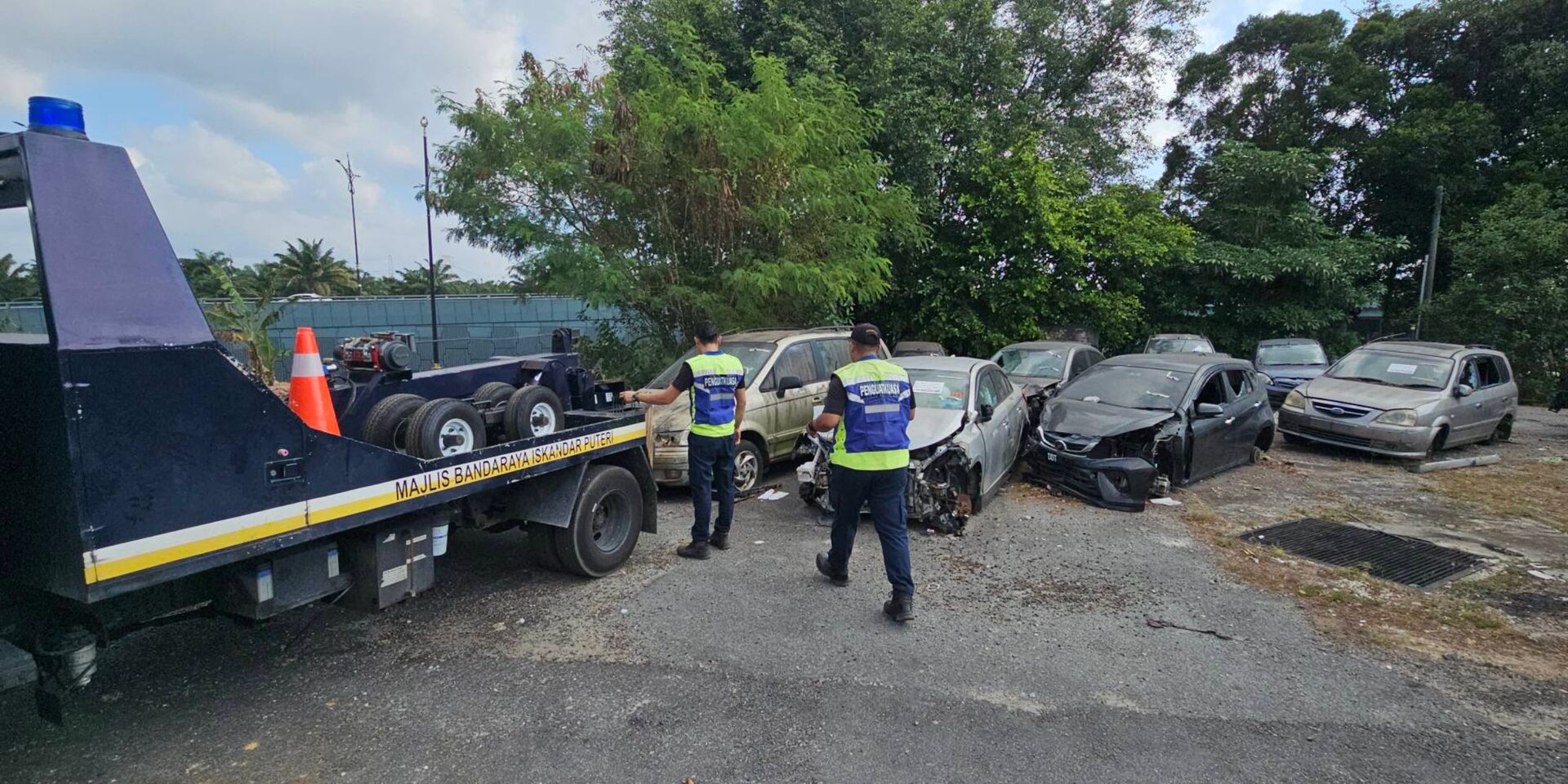 PBT Bakal Boleh Tunda 'Kereta Buruk' Terbiar Di Flat, Kondominium, Apartmen