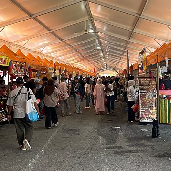 Jenama Besar Masuk Bazar Ramadan: Persatuan Penjaja Bimbang Peniaga Kecil Tertekan