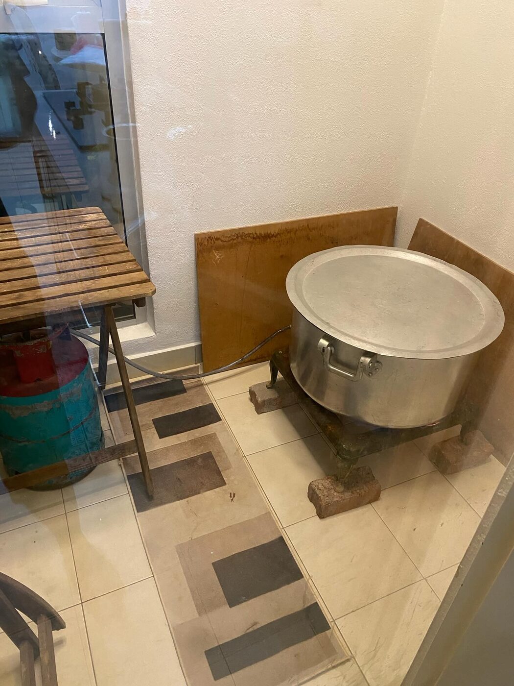 Sanggup Masak Air Skala Besar, Peniaga Ini Buktikan Masih Ada Yang Jujur Di Bazar 2 Sanggup Masak Air Skala Besar, Peniaga Ini Buktikan Masih Ada Yang Jujur Di Bazar
