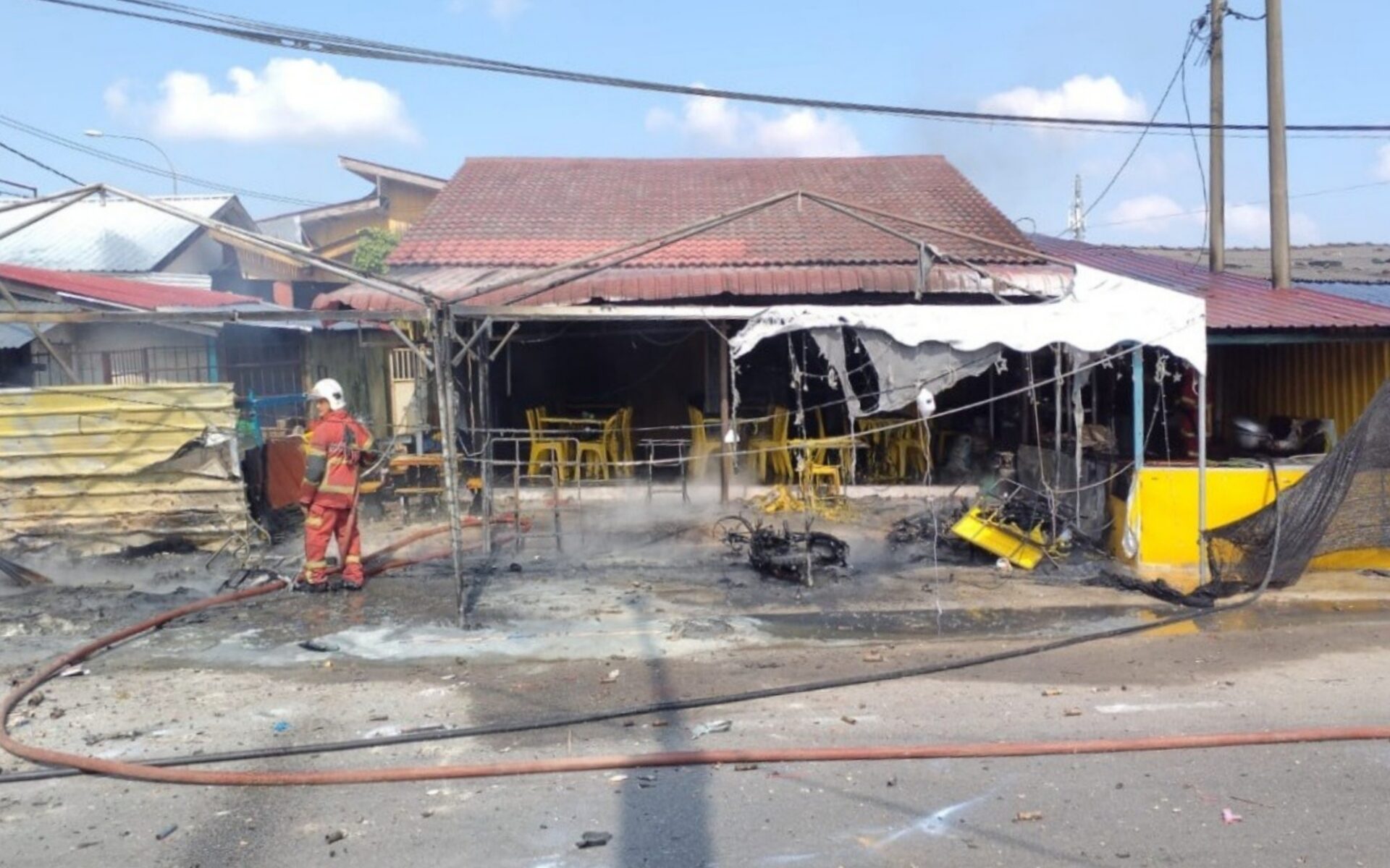Pemilik Dan Pekerja Gerai Mercun Terbakar Di Wakaf Che Yeh Ditahan