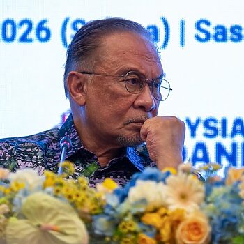 'Kementerian, Agensi, GLC Mula 'Work From Home' 15 April Ini' – Anwar Ibrahim 2 'Kementerian, Agensi, GLC Mula 'Work From Home' 15 April Ini' – Anwar Ibrahim