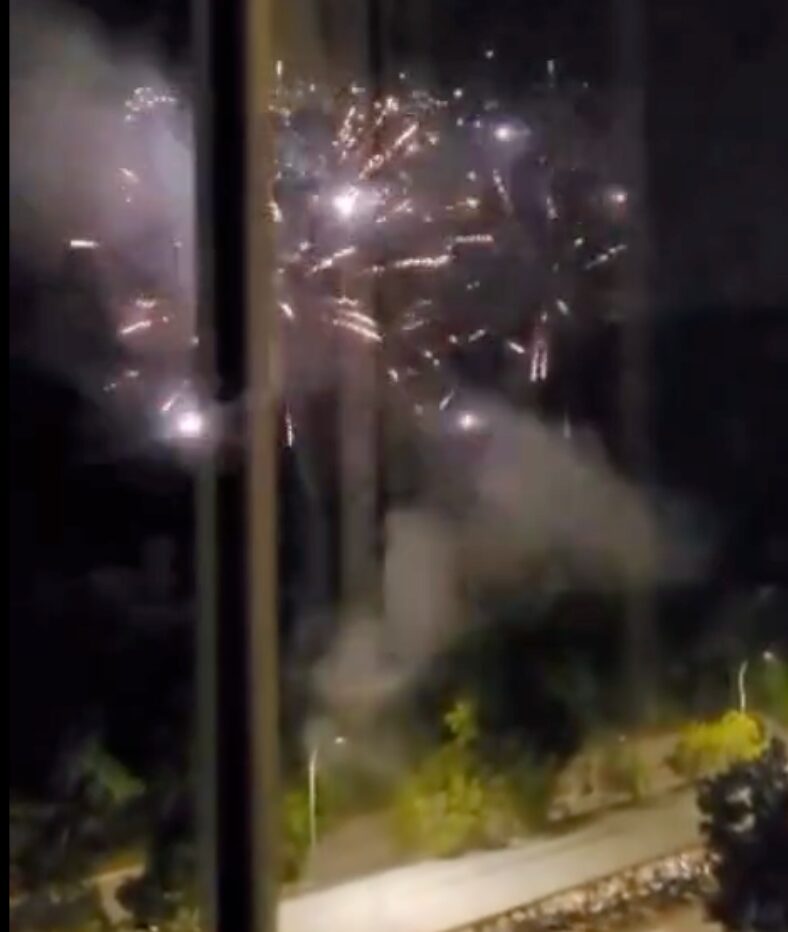 Bengang Ditegur Bakar Bunga Api Untuk Gambar Kahwin, Individu Didakwa 'Balas Dendam' Lebih Dahsyat
