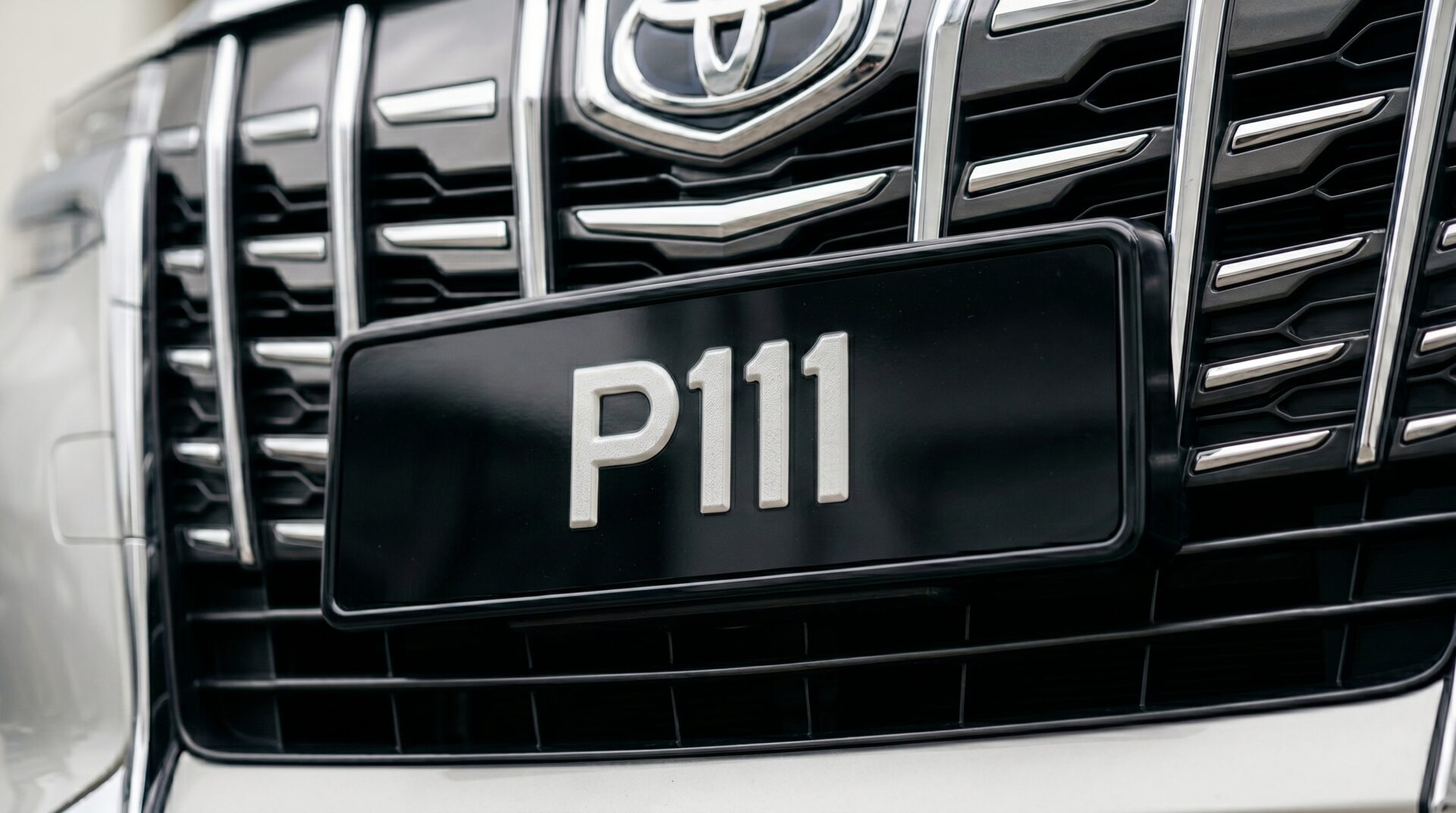 Daripada Alphard Ke Motosikal, Nombor Plat 'P111' Bertukar Milik Tanpa Kebenaran