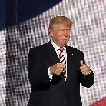 Trump Beri Bayangan 'Pengumuman Besar' Selasa Ini? 2 Trump Beri Bayangan 'Pengumuman Besar' Selasa Ini?