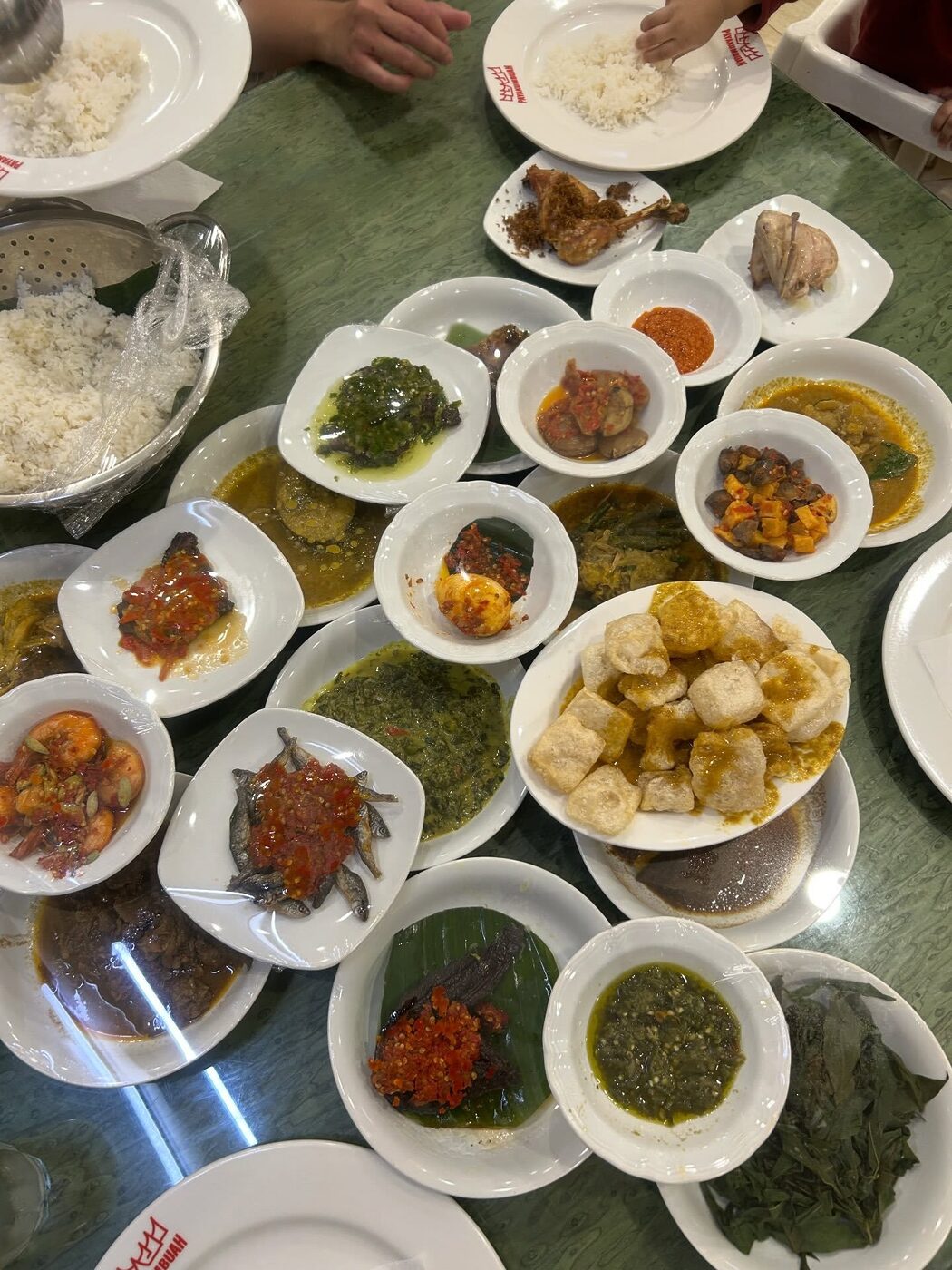 'Ditunggu Kedatangannya Kembali' - Restoran Padang Ini Bersyukur Terima Sambutan Meriah Dari Pelancong Malaysia