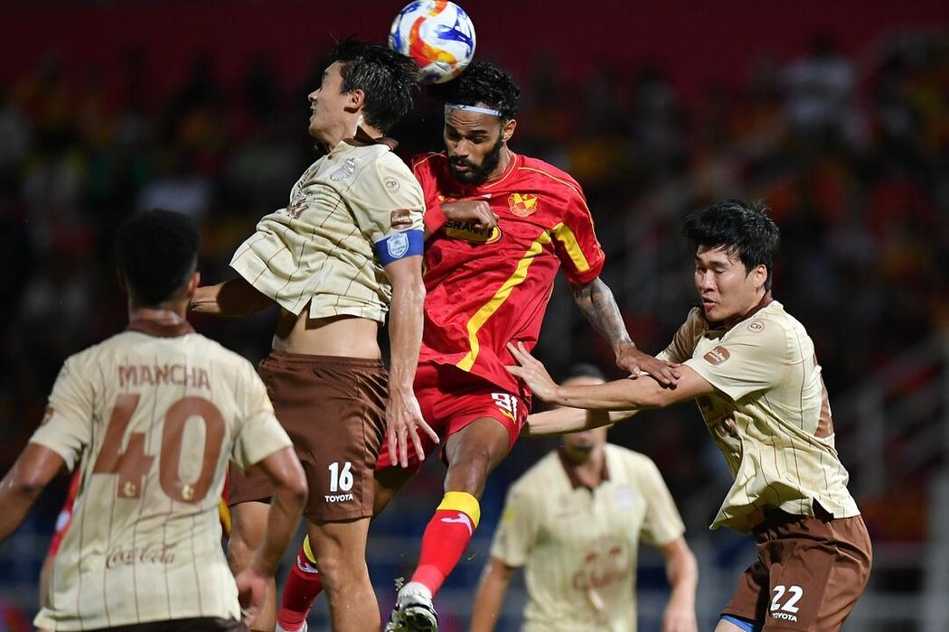 Final Piala Shopee 2025/26: Suphanat Jadi Pemisah, Buriram United Tundukkan Selangor 1-0 2 Final Piala Shopee 2025/26: Suphanat Jadi Pemisah, Buriram United Tundukkan Selangor 1-0
