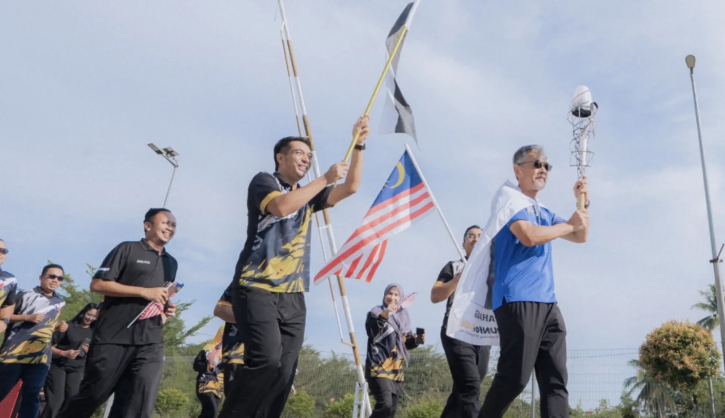'Uncle' Berusia 66 Tahun Lari 2,200KM Demi Kanak-Kanak Penghidap Kanser
