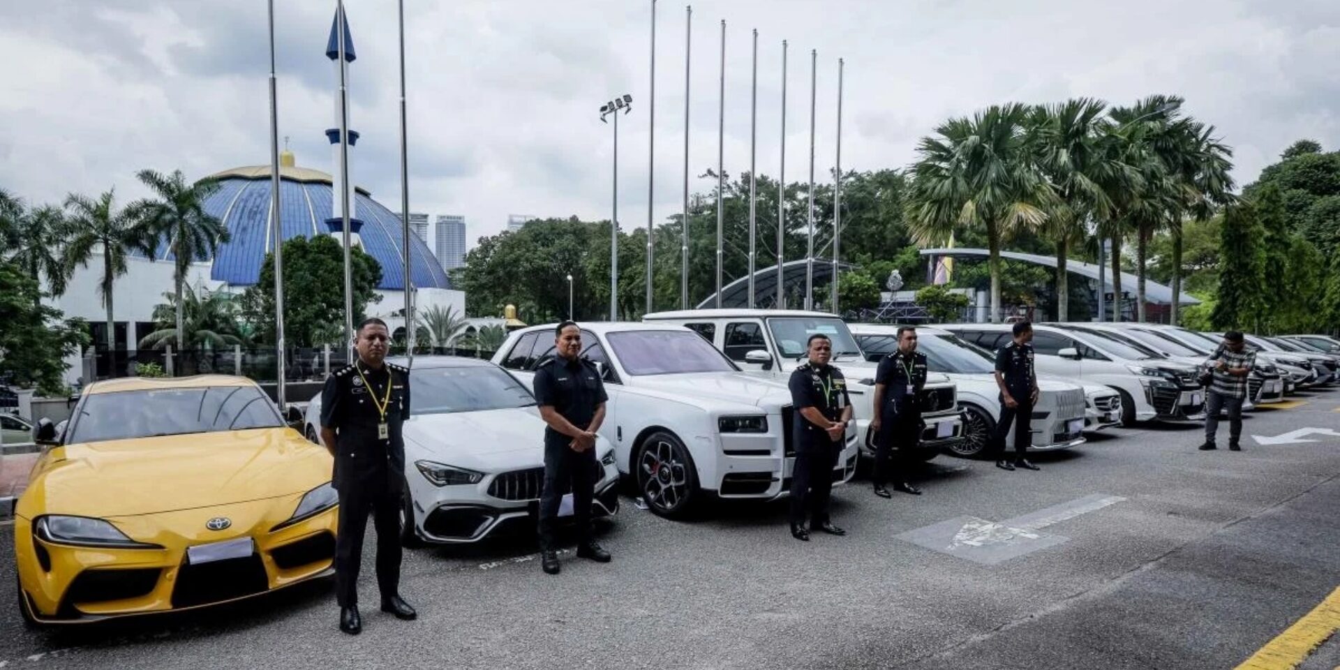 PDRM Sita Toyota Supra, Rolls-Royce, G-Wagon