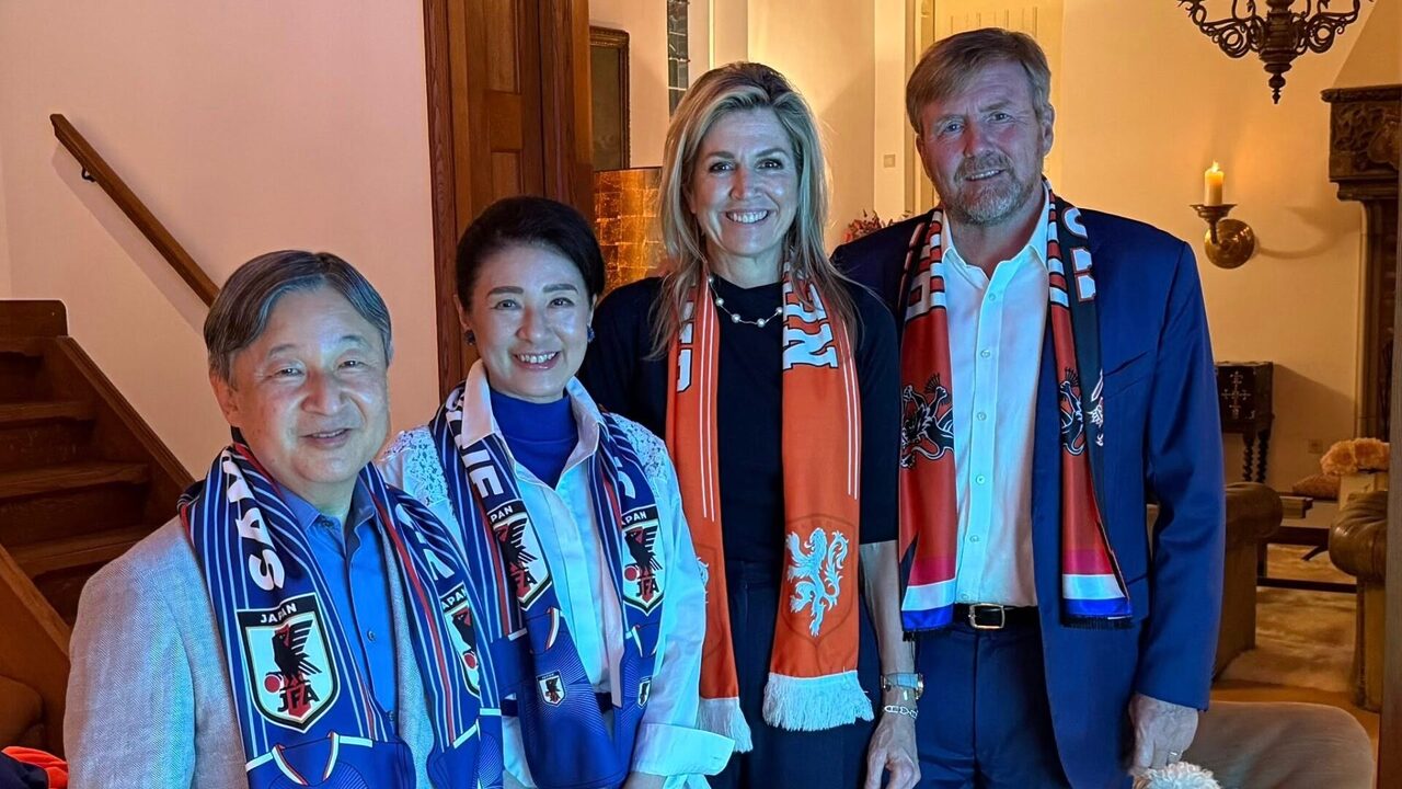 Hubungan 426 Tahun Diuji Di Padang: Maharaja Jepun & Raja Belanda Saksi Aksi Tegang Samurai Blue vs Orange Lions