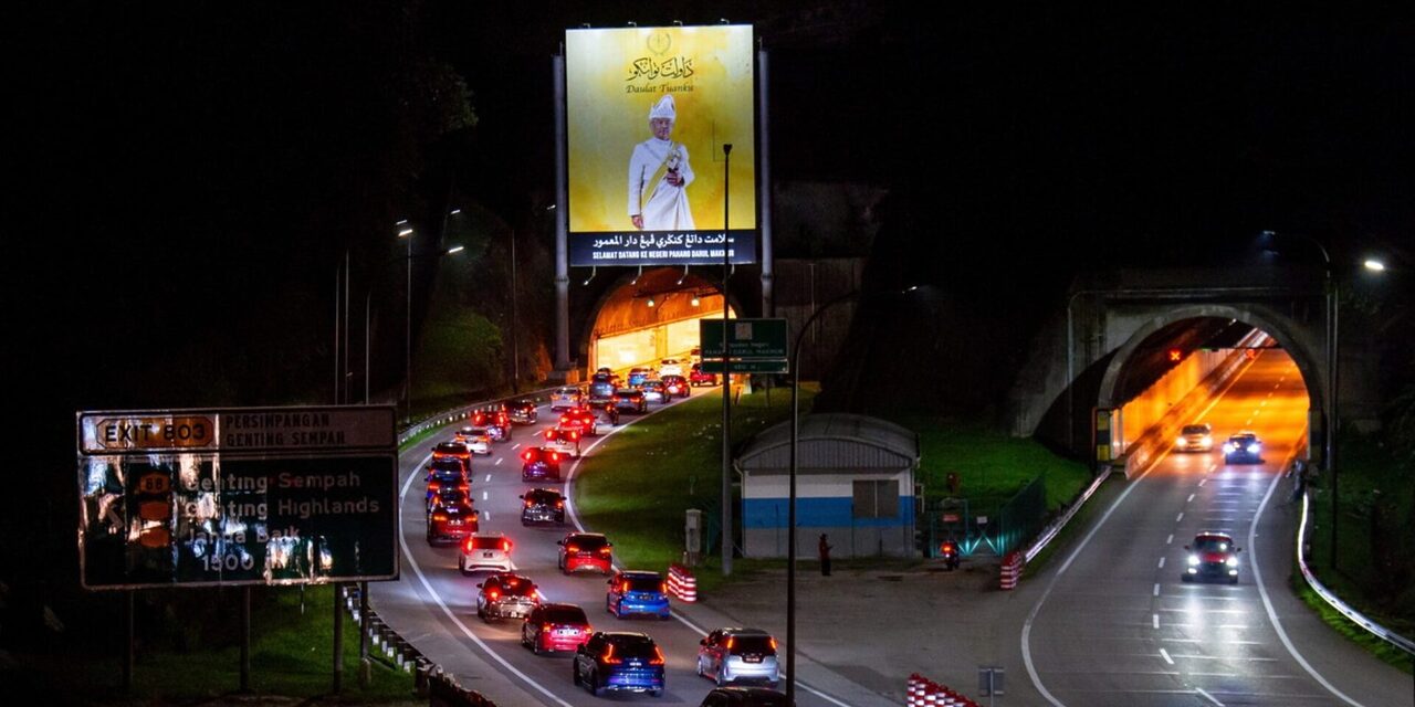 Walaupun Selalu Sesak Teruk, Kenapa Lebuhraya KL-Karak Tiada ‘Smart Lane’?
