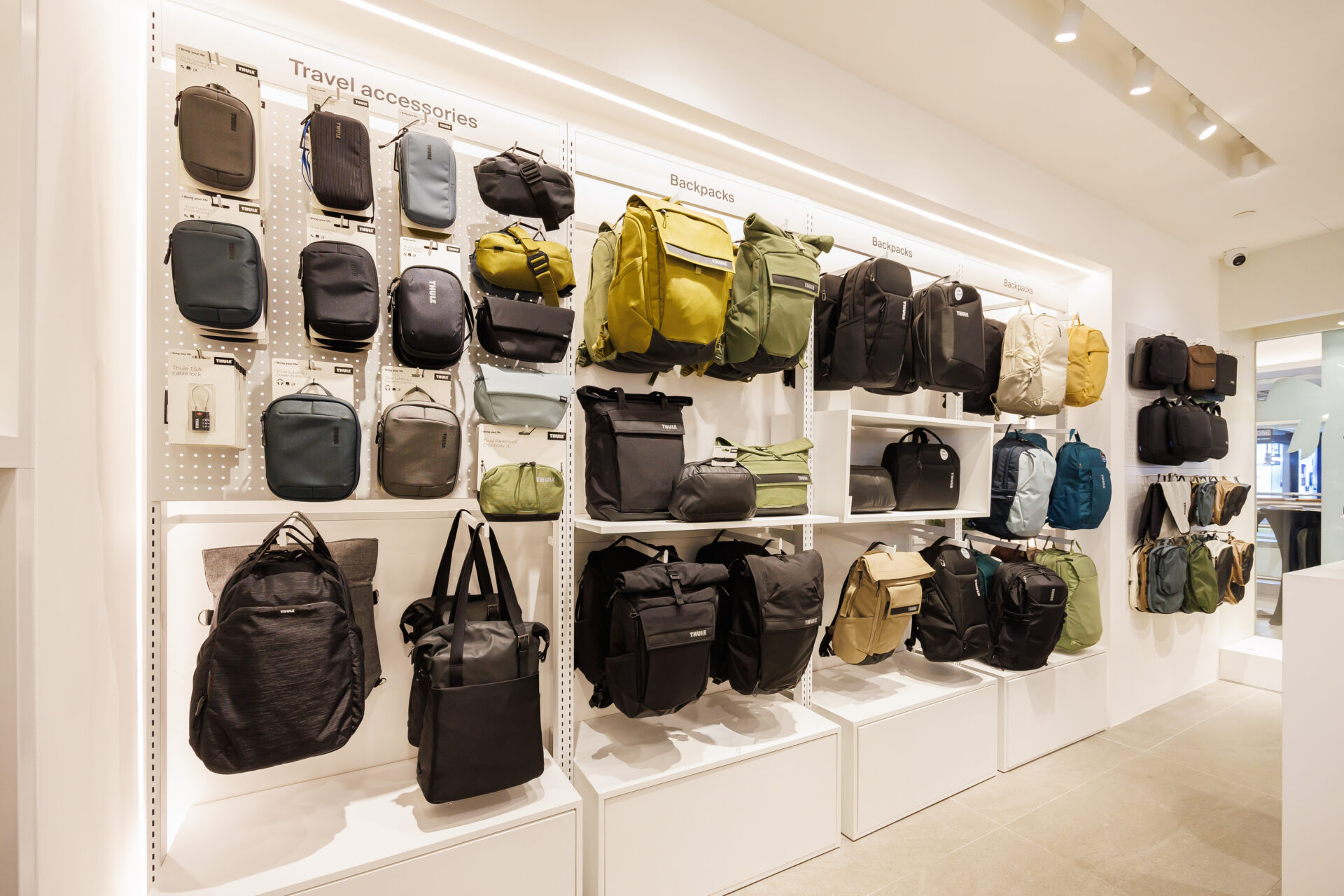 Thule Buka 'Concept Store' Pertama Di Mid Valley, Fokus Pada Barangan Travel Berkualiti 2 Thule Buka 'Concept Store' Pertama Di Mid Valley, Fokus Pada Barangan Travel Berkualiti