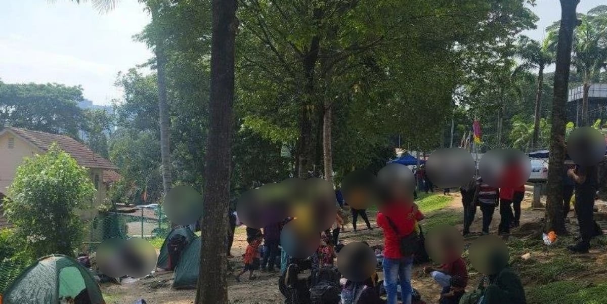 '14 Tahun Tinggal Aman, Tiba-Tiba Kena Halau' – Luahan Pahit Pelarian Rohingya Berbumbung Khemah Di Pejabat UNHCR
