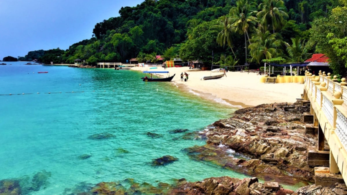 7 Pulau ‘Hidden Gem’ Di Malaysia Yang Ramai Tak Tahu, Cantik Macam Luar Negara!