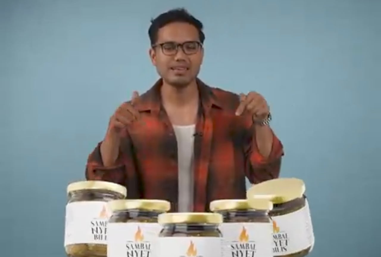 Khairul Aming Mahu Bawa 5 Pembeli Sambal Nyet Bilis Terpantas Ke Itali