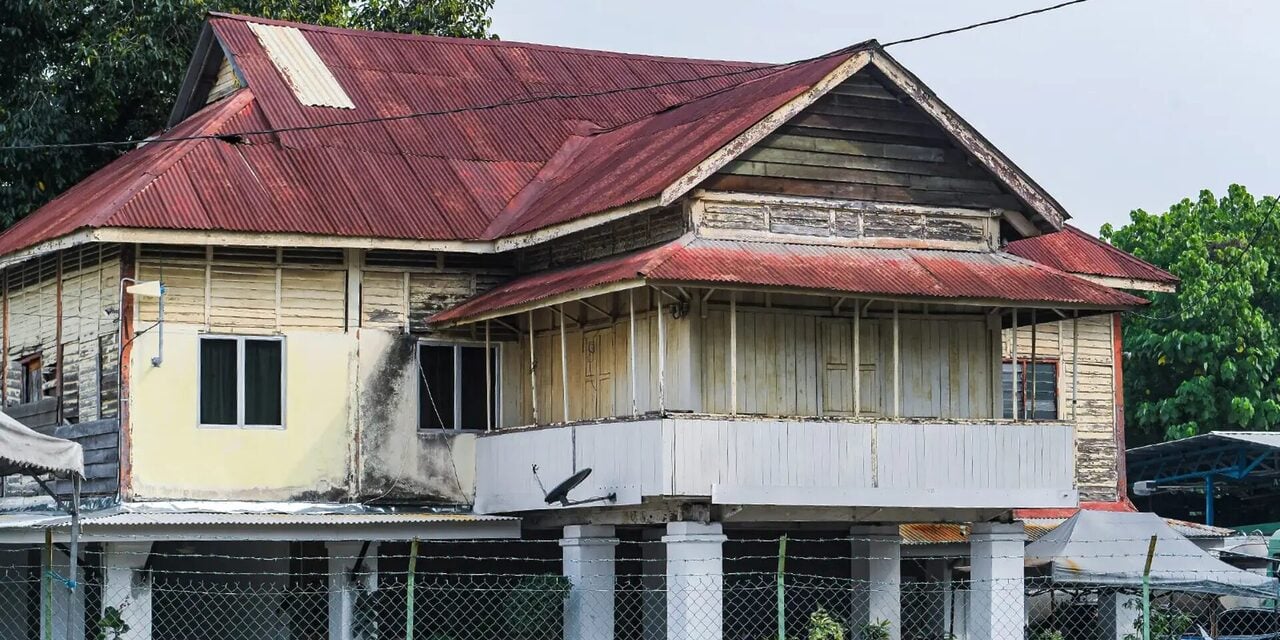 Belanja Hampir RM1 Juta Kos Guaman, Lelaki Ini Gagal Pertahan Banglo Warisan 106 Tahun