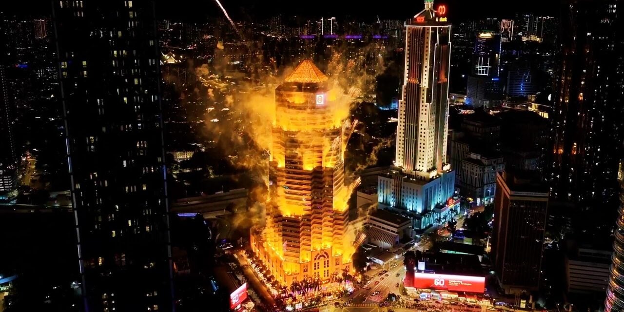 Orang Ramai Terkejut Tiba-Tiba Ada Bunga Api Dekat KLCC, Ini Jawapan Public Bank