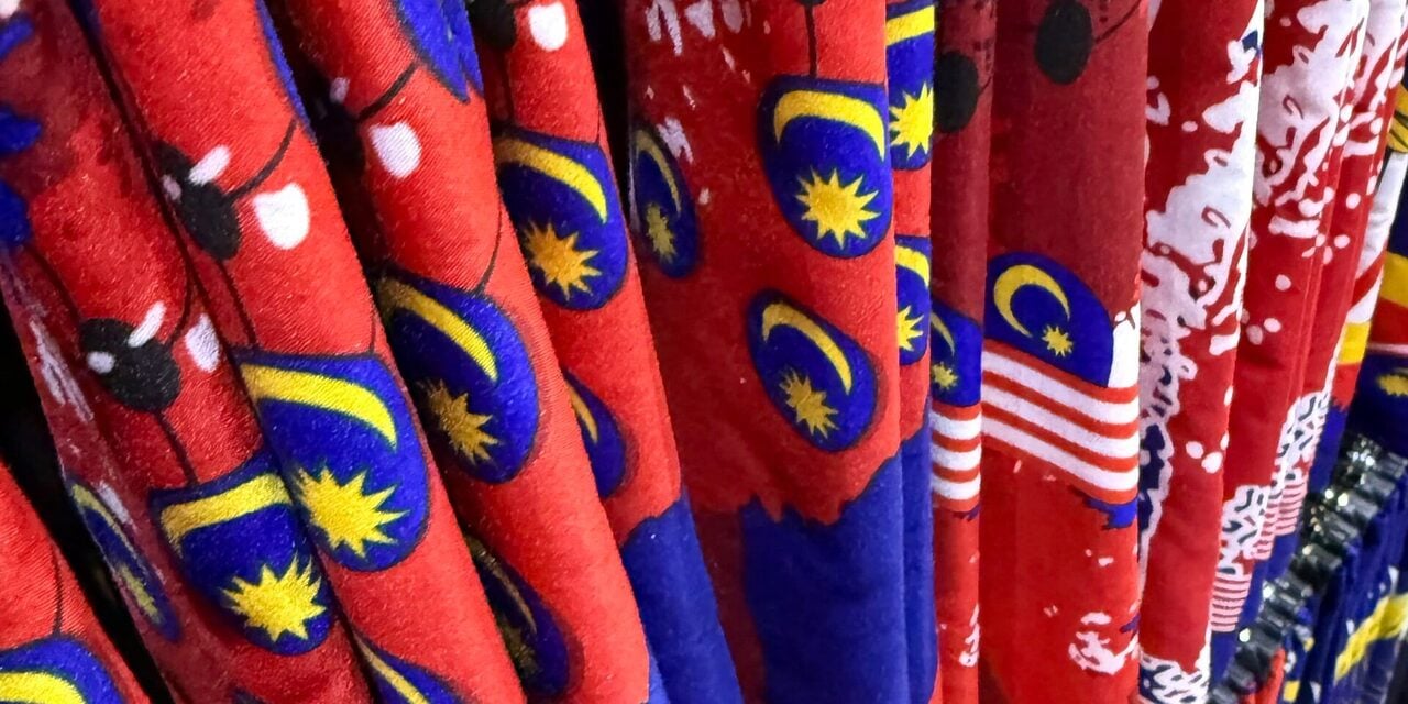 Kecoh Isu Bintang Tak Cukup Bucu, Mydin Tampil Mohon Maaf Dan Hentikan Jualan Tudung