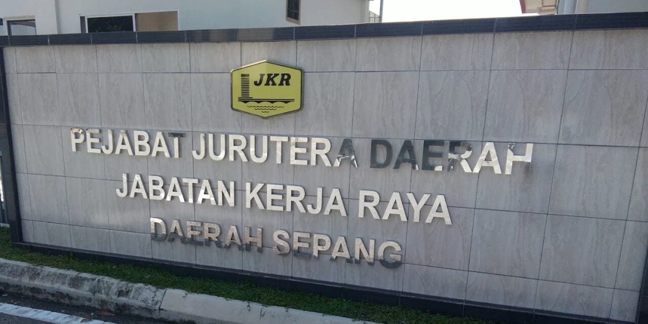 Sempena F1 Di Malaysia, JKR Daerah Sepang Dapat RM17.5 Juta Untuk Baik Pulih Jalan Raya