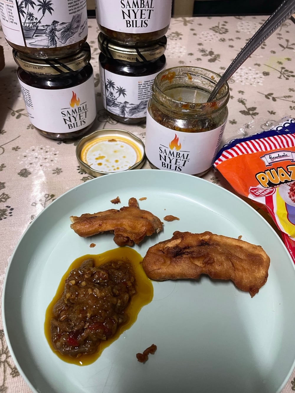Ini Review Terawal Sambal Nyet Bilis KA, Khairul Aming Terkejut Ada Yang Makan Cicah Biskut 2 Ini Review Terawal Sambal Nyet Bilis KA, Khairul Aming Terkejut Ada Yang Makan Cicah Biskut