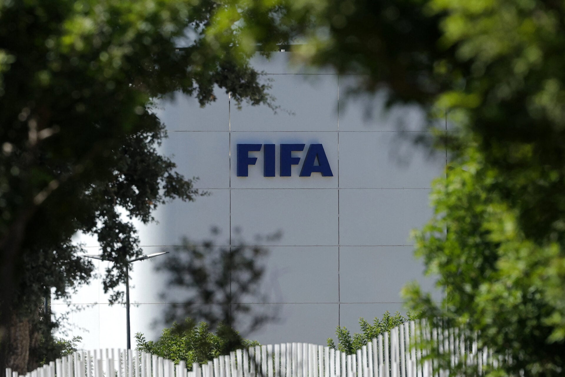 Gara-Gara Dokumen Rahsia Piala Dunia, UEFA Kini Tekad 'Singkirkan' Presiden FIFA?