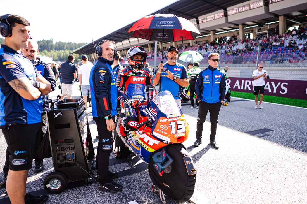 GP Austria: Hakim Danish Kutip Tujuh Mata, Lonjak Ke Tangga Ketujuh Kedudukan Keseluruhan Moto3 2 GP Austria: Hakim Danish Kutip Tujuh Mata, Lonjak Ke Tangga Ketujuh Kedudukan Keseluruhan Moto3