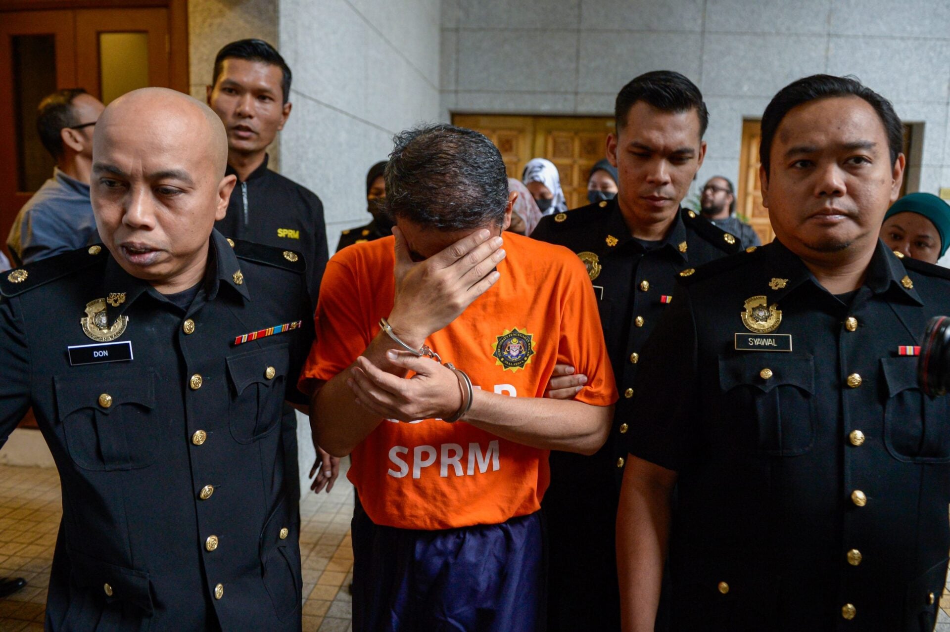 Tak Payah Pakai Baju Oren Lagi, Ini Sebab SPRM Ubah Prosedur Reman Di Mahkamah