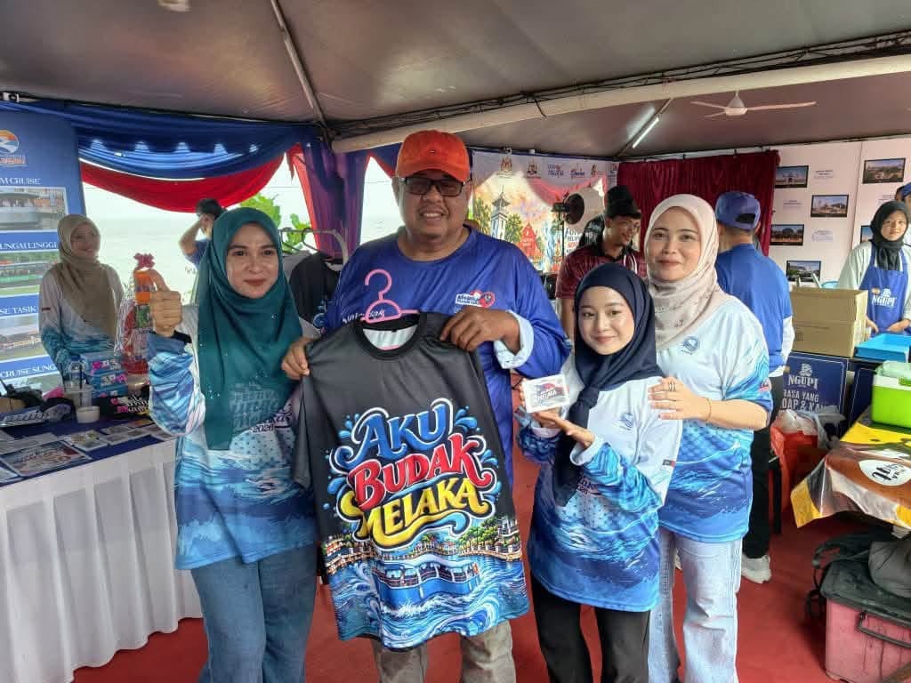 30 Perahu Berhias Semarak Festival Sungai Melaka 2026 Di Alor Gajah 2 30 Perahu Berhias Semarak Festival Sungai Melaka 2026 Di Alor Gajah