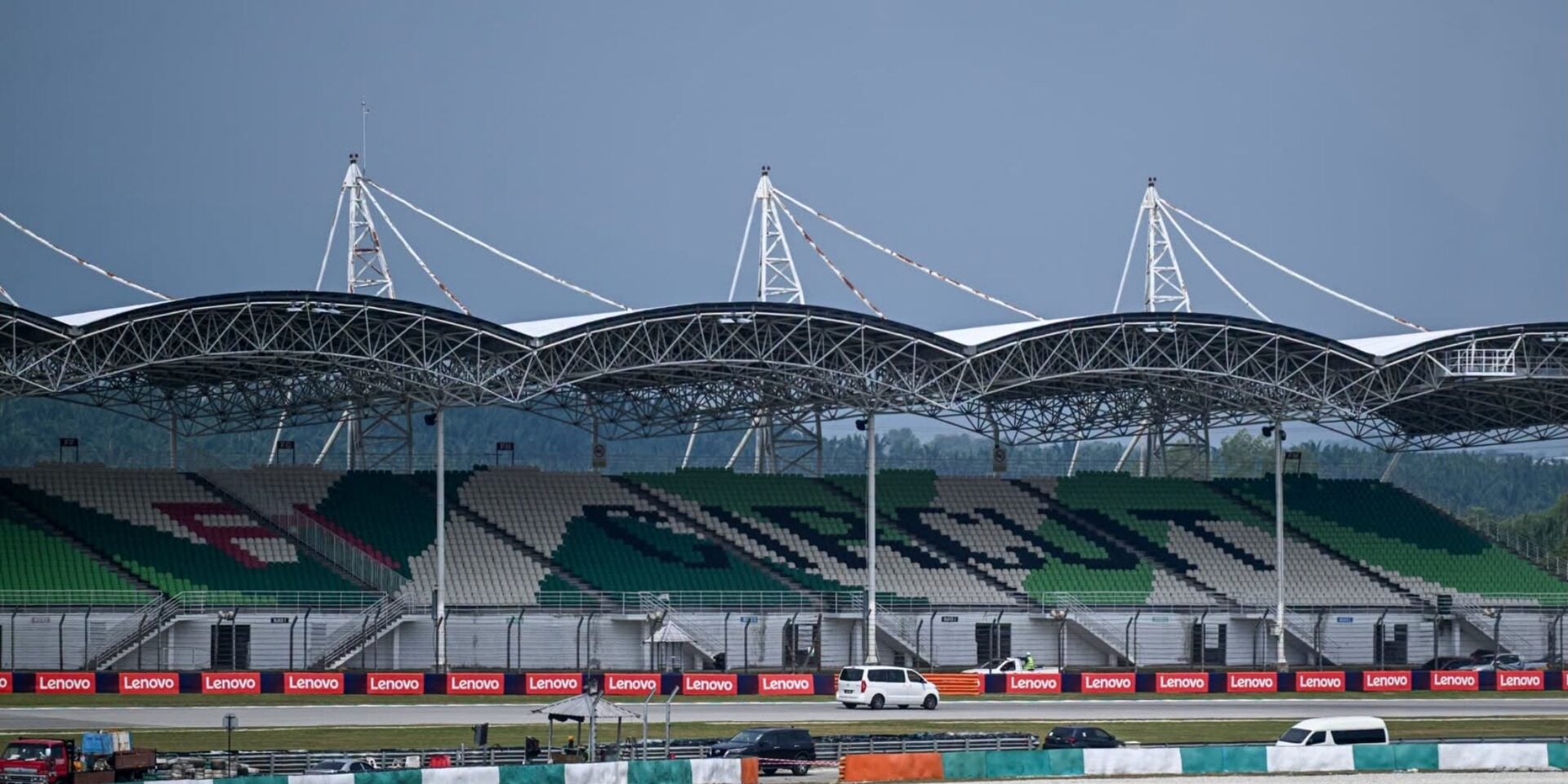 F1 Bahrain GP: Pas Tempat Letak Kereta SIC Laris, Kini Hanya 3 Seksyen Yang Tinggal