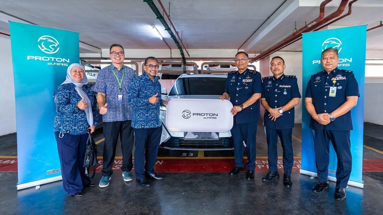 PDRM Bakal Guna EV, PRO-NET Serah 3 Model Proton e.MAS