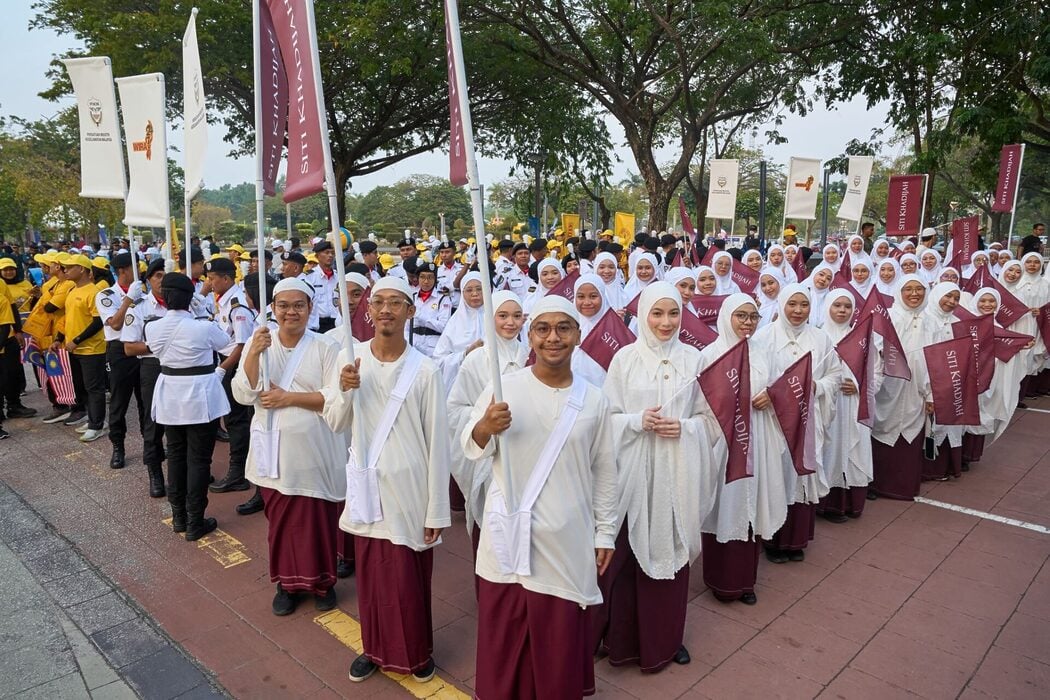 'Bukan Berbayar, Marketing' – Ini Sebab Siti Khadijah Turut Serta Perbarisan Hari Kebangsaan 2026 4 'Bukan Berbayar, Marketing' – Ini Sebab Siti Khadijah Turut Serta Perbarisan Hari Kebangsaan 2026