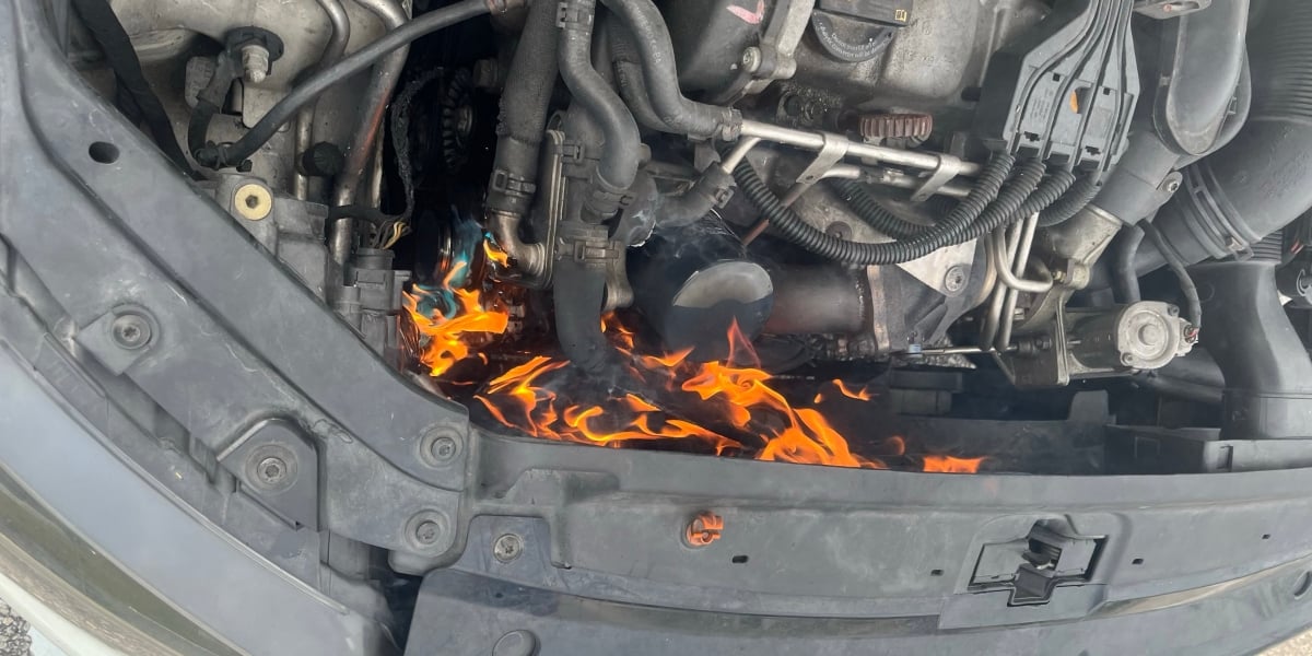 Kereta Terbakar Selepas Servis, Pelanggan Kecewa Bengkel Jenama Dari China Didakwa Cuba Lepas Tangan