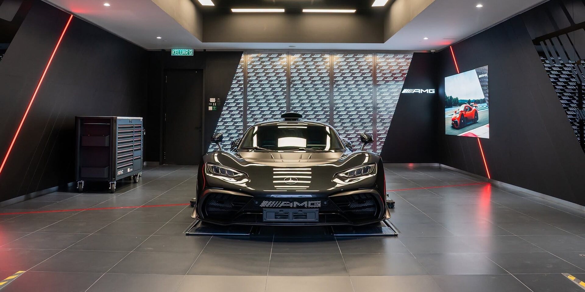 Satu-Satunya Di Asia Tenggara, Klang Dipilih Sebagai Hab Servis Kereta Mercedes Edisi Terhad Berteknologi F1