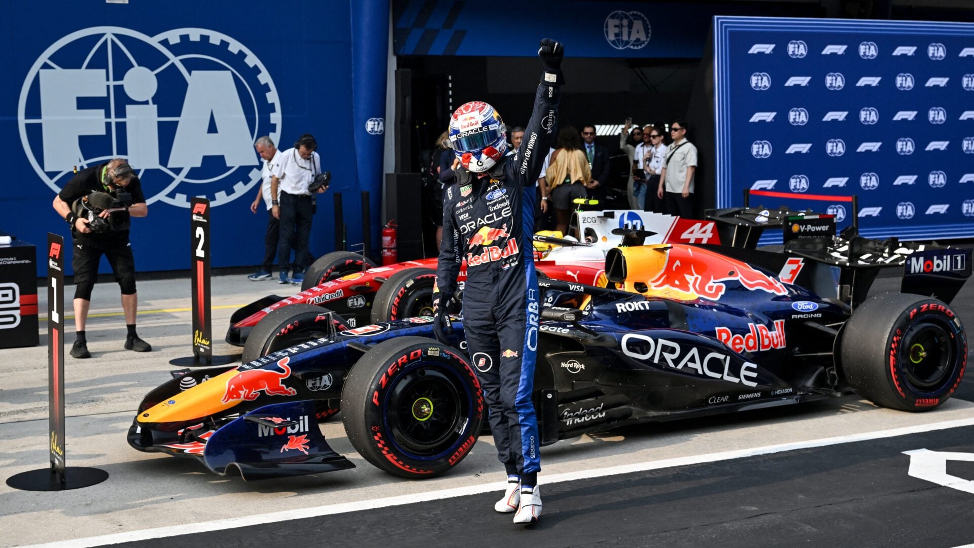 'Sungguh Luar Biasa' – Max Verstappen Sebak, Tamatkan Kemarau 'Pole' Pertama F1 2026 Di Malaysia