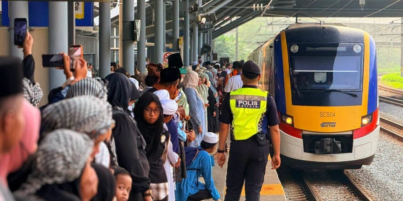 Pengguna KTMB Boleh Jimat Ratusan Ringgit Sebulan: Ini Fungsi Pas MyKomuter50