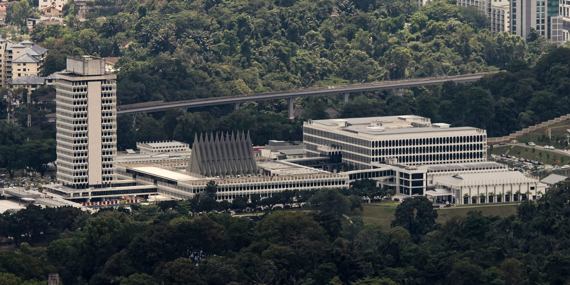 Dah Tak Perlu Penat Cari Tempat Letak Kereta Di Parlimen, Rapid KL Sediakan Van Percuma